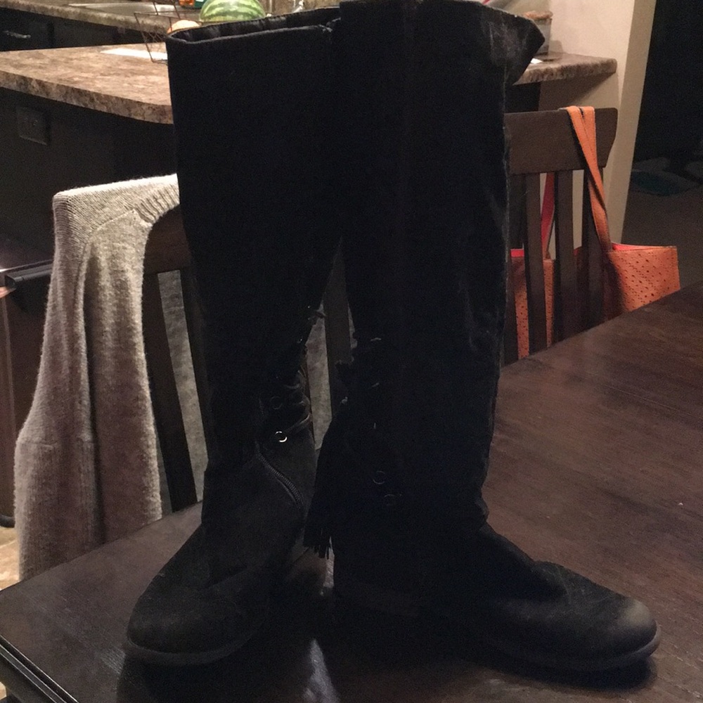 Women’s Knee High Tall Black Boots